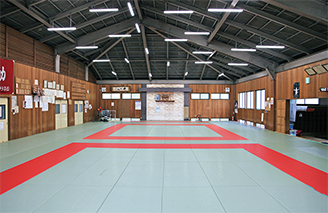 田島武道館