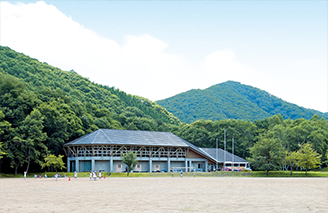 多目的広場（しらかば公園）