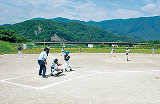 ソフトボール場（びわのかげ）