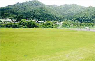 多目的広場（びわのかげ）